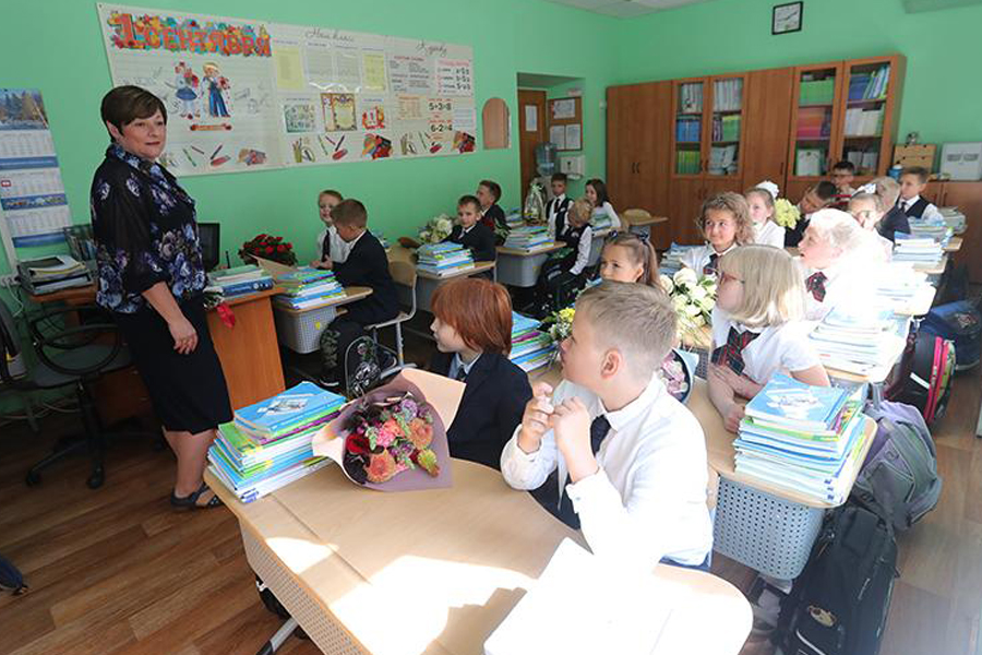 Премьер-министр России пообещал сохранить традиционное обучение