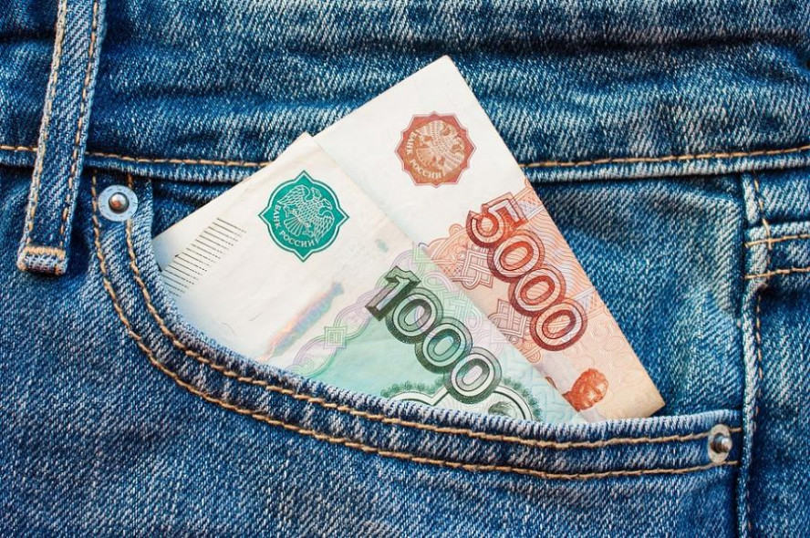 Новые банкноты в 1000 и 5000 рублей презентуют в октябре