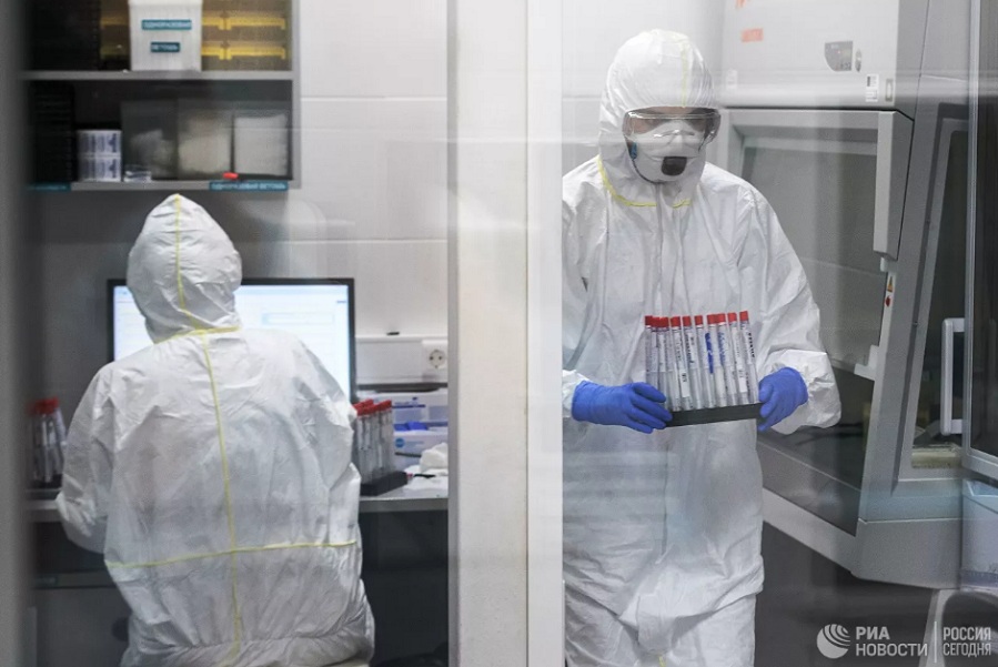В Роспотребнадзоре назвали срок выявления британского штамма коронавируса с помощью тест-системы 