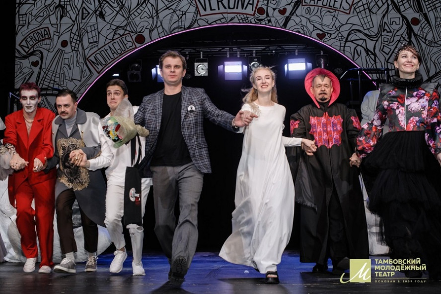 Тамбовский фестиваль "Виват, театр!" в этом году посетили более 3 тысяч зрителей