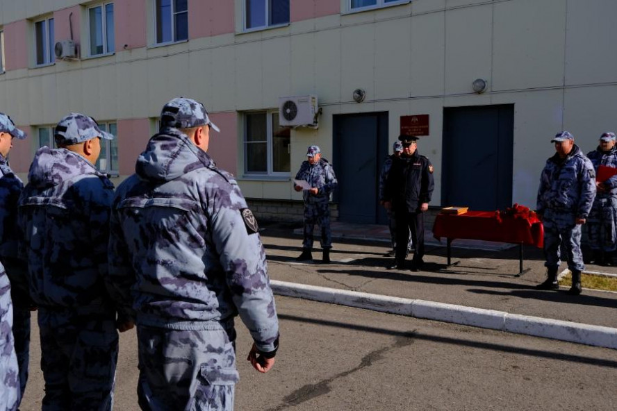 Бойцы тамбовского ОМОН "Вал" отмечают профессиональный праздник