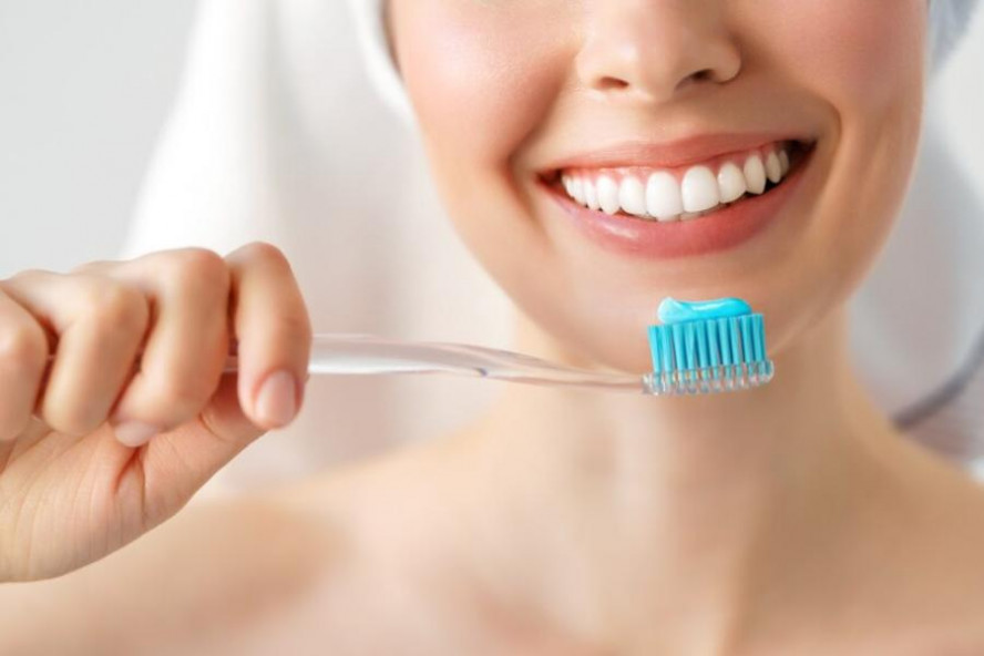 Названы условия, когда можно чистить зубы один раз в сутки