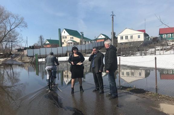 Глава Мичуринска лично контролирует ситуацию с паводком в городе