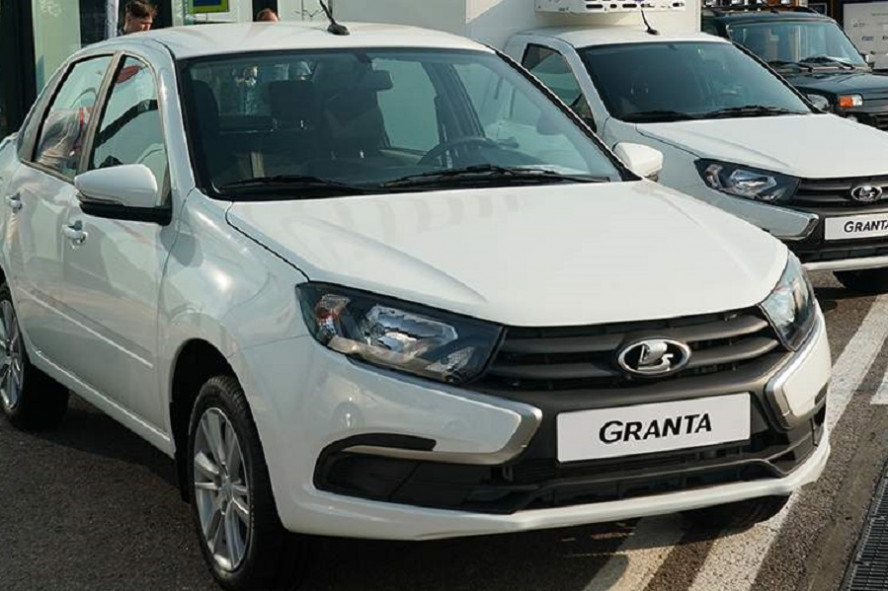 "АвтоВАЗ" возобновил производство Lada Granta с антиблокировочной системой тормозов