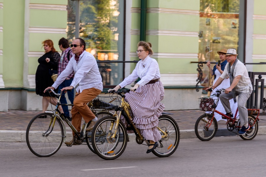 В Тамбове прошёл ретро-велопробег в стиле модерн