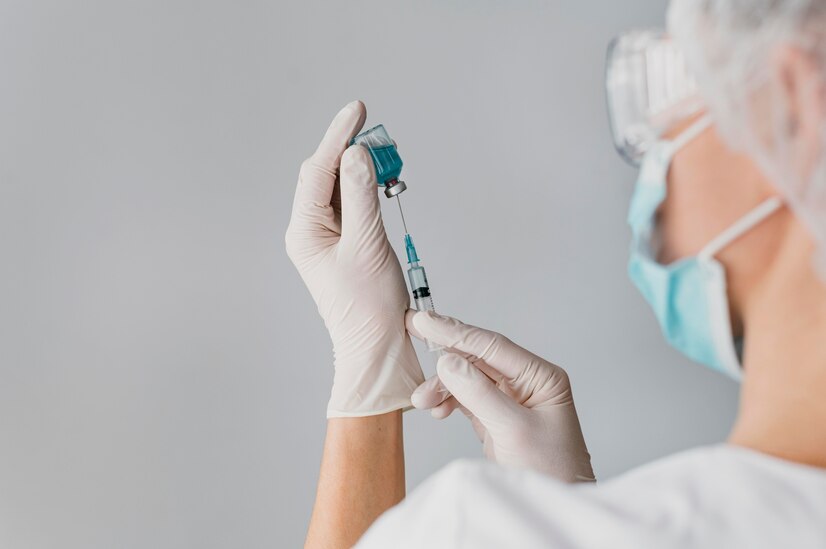 Зарегистрирована обновлённая вакцина от коронавируса "Спутник Лайт"