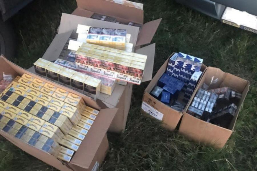 В Ржаксинском округе изъяли около 5,5 тысяч пачек контрафактных сигарет