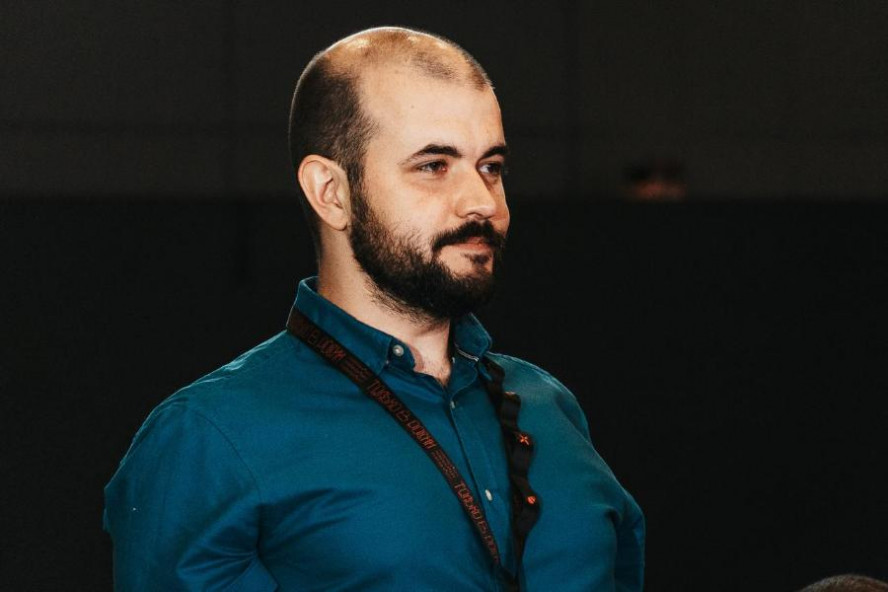 Валерий Беляев: "Каждый новый спектакль - это очень ожидаемое и очень тревожное событие"