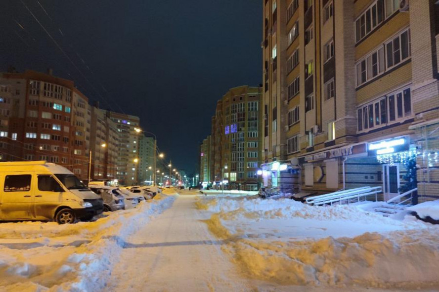 Ночной обзор: транспортный коллапс в Москве из-за снегопада, "Воздушная тревога" в Тамбовской области, Овечкин забросил 993 шайбу в НХЛ