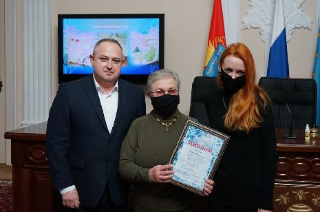 В Тамбове наградили победителей онлайн-конкурса "Мой новогодний город"