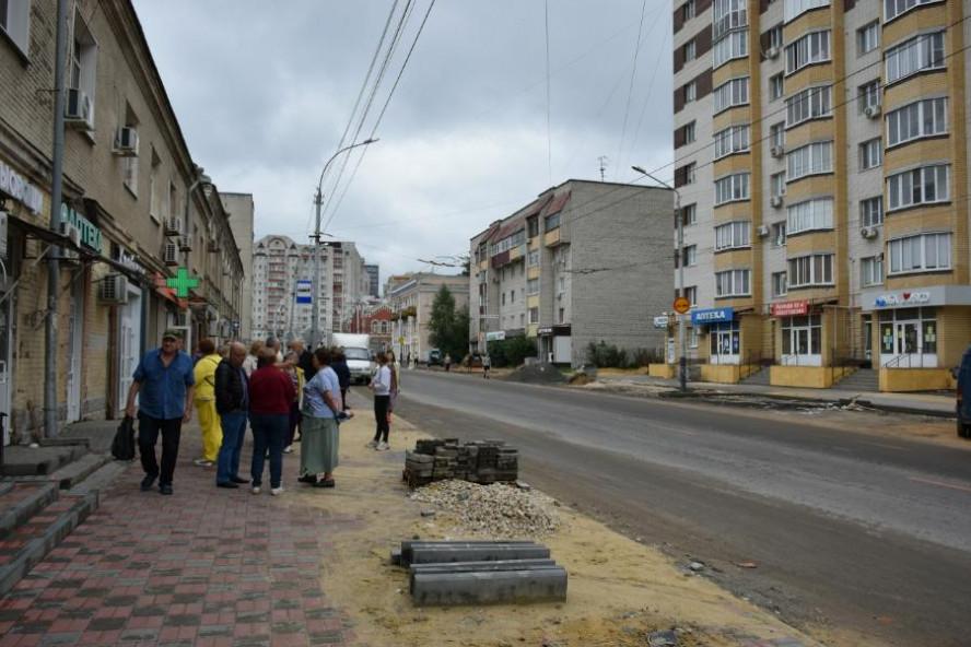 Вывески на улице Московской в Тамбове приводят к единому дизайн‑коду