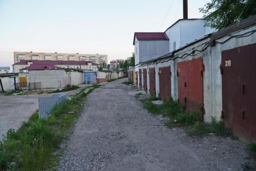 В Тамбове ищут собственников гаражей, расположенных на улице Володарского