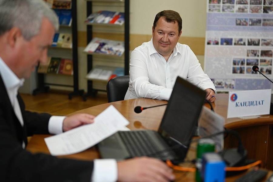 Максим Егоров подал документы в избирательную комиссию Тамбовской области