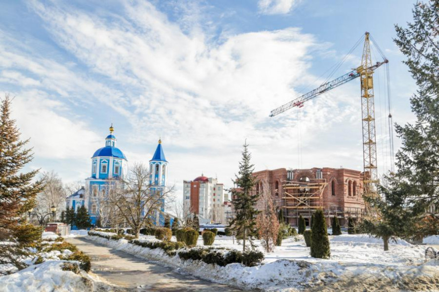 В Тамбове продолжают восстанавливать Новопокровский храм