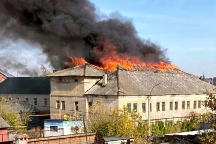 В Кирсанове сгорела городская баня