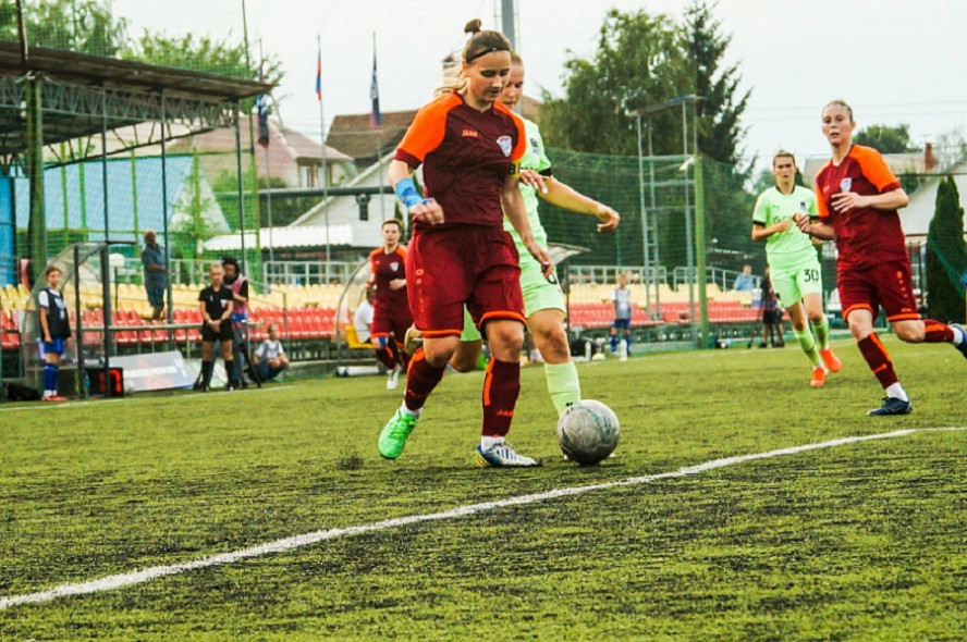 Женская команда "Академии футбола" начинает сезон