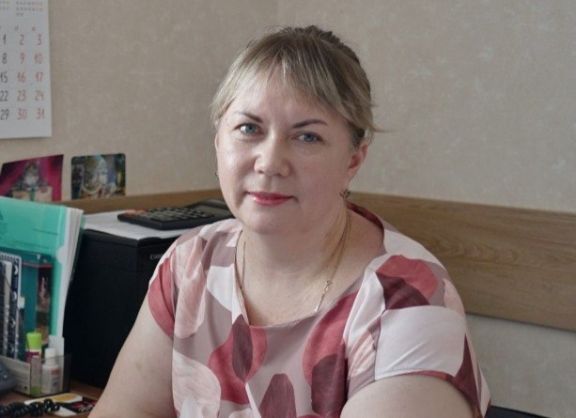 Марина Молнева