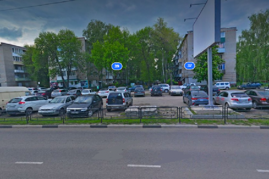 В Тамбове ищут владельцев гаражей на бульваре Энтузиастов