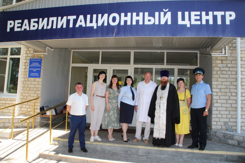 Сотрудники наркоконтроля посетили реабилитационный центр в Троицкой Дубраве