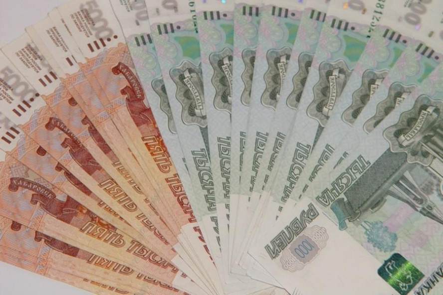 Тамбовские судебные приставы наложили арест на банковский счёт участника СВО