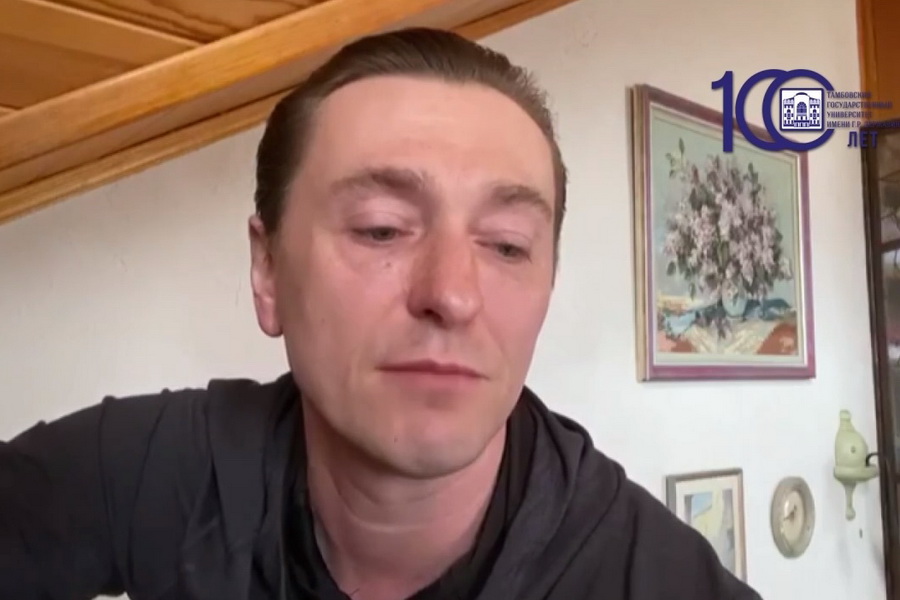 Сергей Безруков прочитал письмо с фронта тамбовского студента