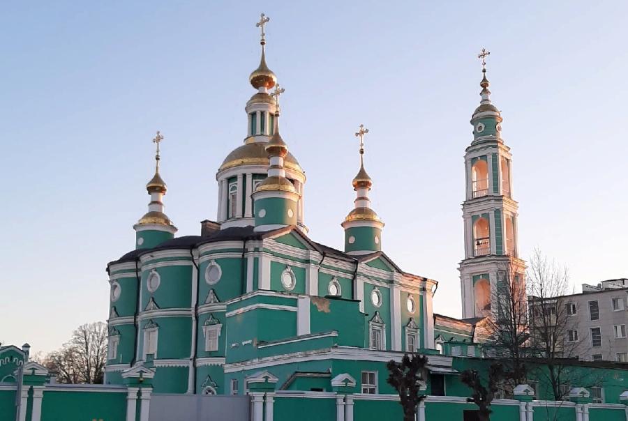 Православные тамбовчане отмечают Вселенскую родительскую субботу