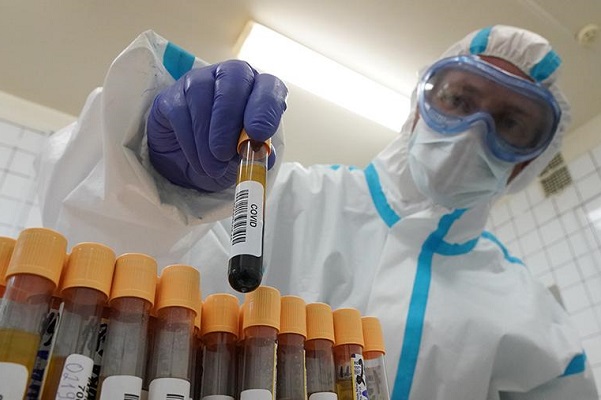 В России за сутки выявили 6632 новых случая коронавируса