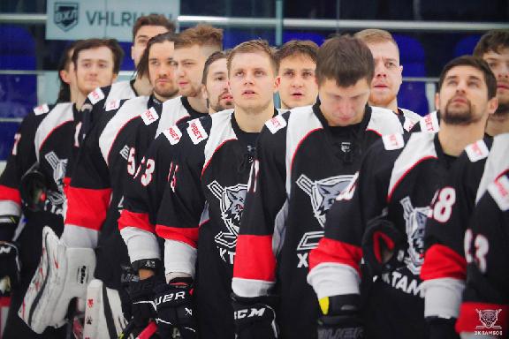 Хоккейный клуб "Тамбов" потерпел поражение в Орске