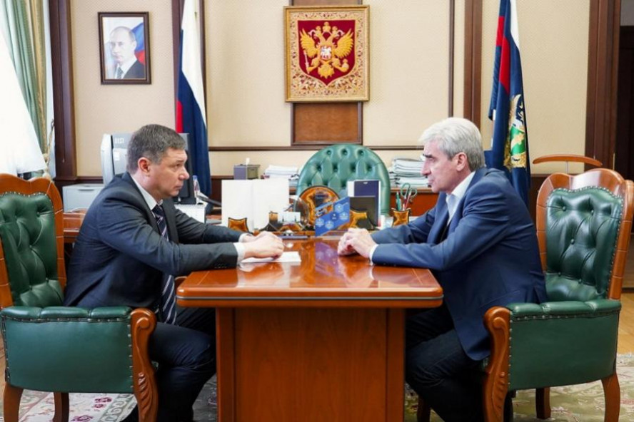 Евгений Первышов обсудил с Александром Трембицким подготовку к осенне-зимнему периоду 