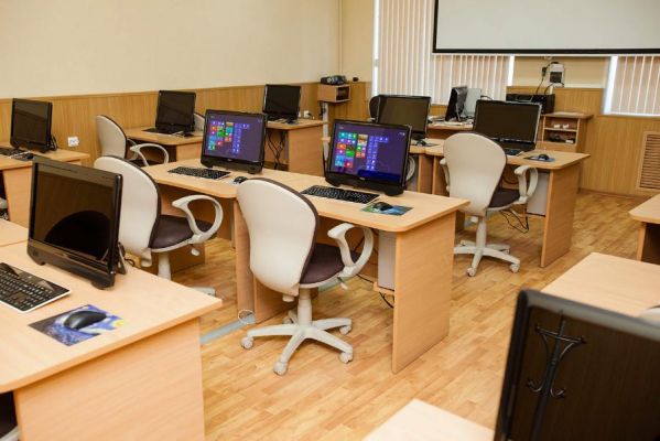 Около ста тамбовских школ обновят компьютерные классы