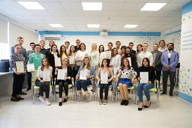 В ТГУ состоялся первый выпуск Державинской школы развития DerzhavinSkills