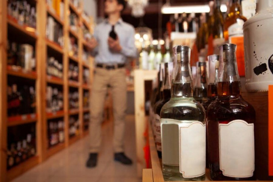 Полицейские задержали 29-летнего тамбовчанина, похитившего алкоголь в сетевом магазине