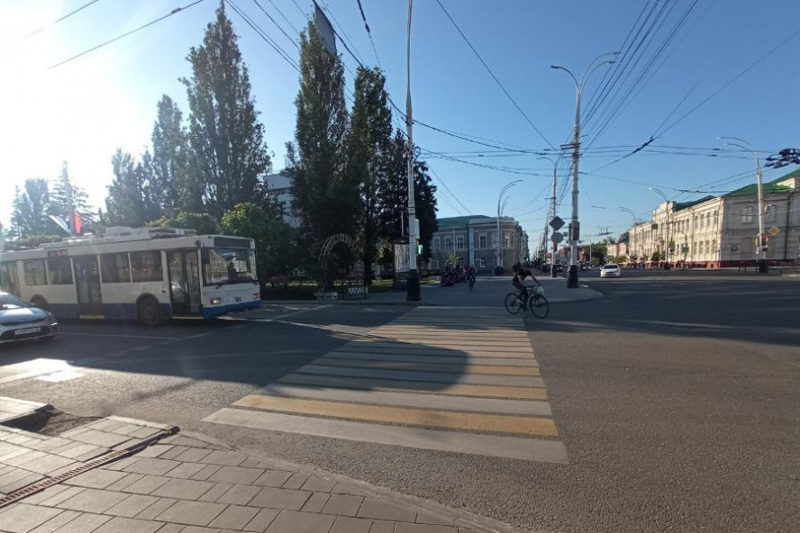 Итоги дня: дата начала отопительного сезона в Тамбове, белая пыль на домах и деревьях, новые врачи-миллионеры