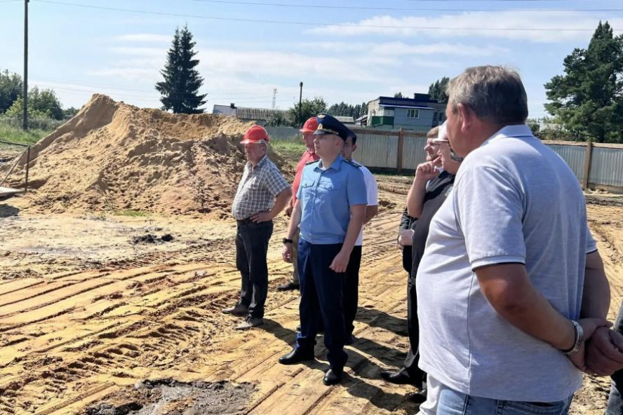Прокуратура проверила строительство ФАПов в посёлке Новая Жизнь и селе Дубровка