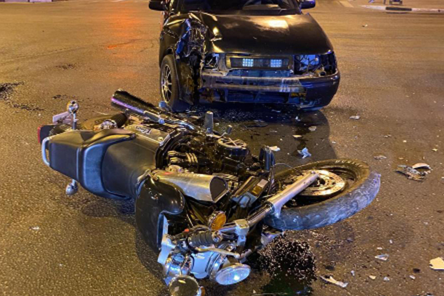 В Тамбове мотоциклист пострадал в ночном ДТП