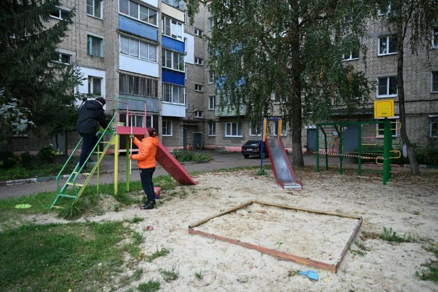 В Тамбове обновляют малые архитектурные формы во дворах