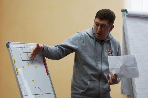 Инструкторы РФС готовят команды "Академии футбола" к участию в ЮФЛ
