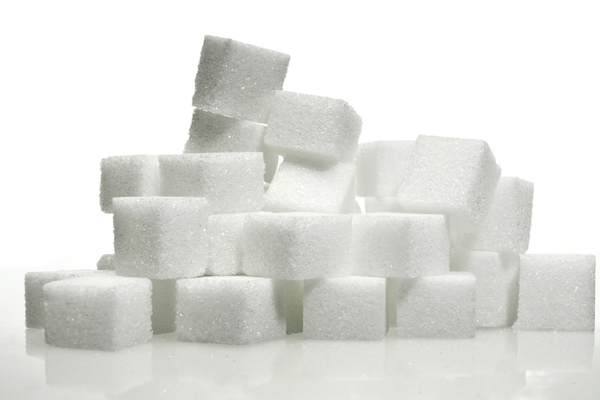 Производители сахара приостановили продажу магазинам