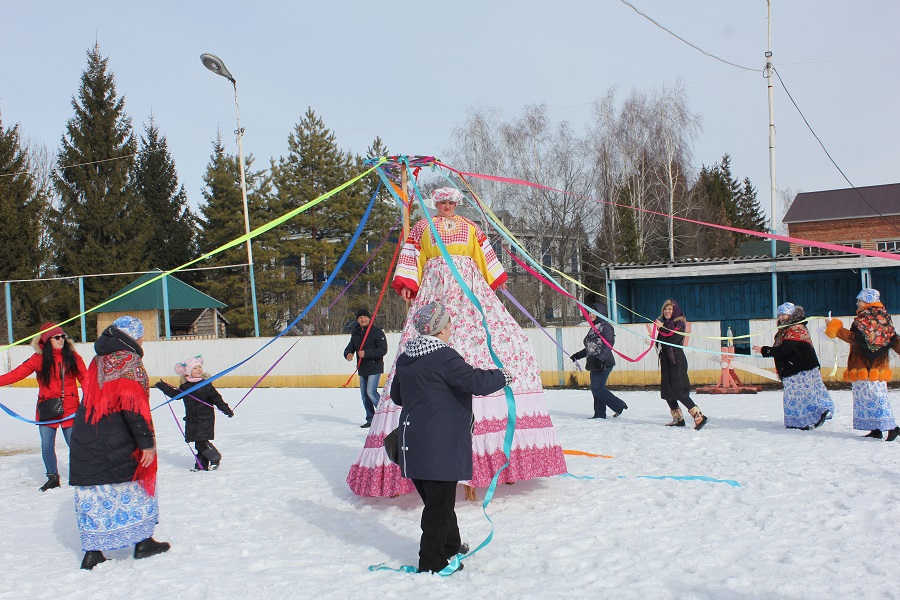 В Ивановке пройдёт конкурс снеговиков и снежных скульптур