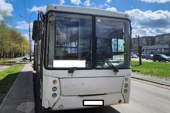 В Тамбове девушка пострадала при падении в автобусе