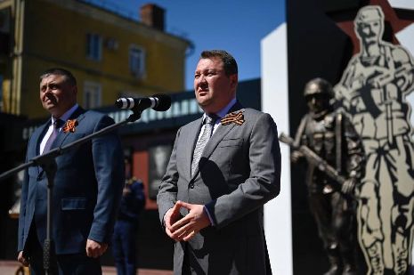 Мемориал в Мичуринске дополнили фигурой бронзового солдата