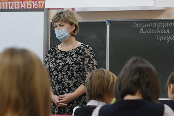 В Госдуме предложили увеличить зарплаты учителей