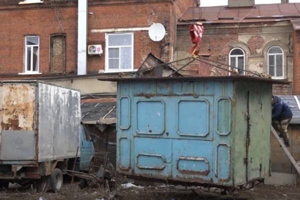 На улице Базарной в Тамбове демонтировали два ларька