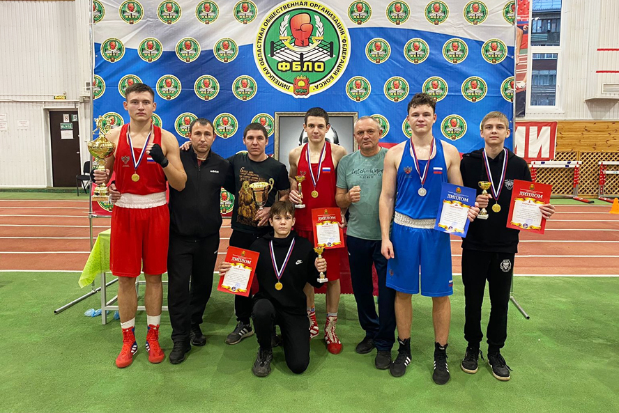 Тамбовские боксёры выиграли девять медалей на турнире в Липецке