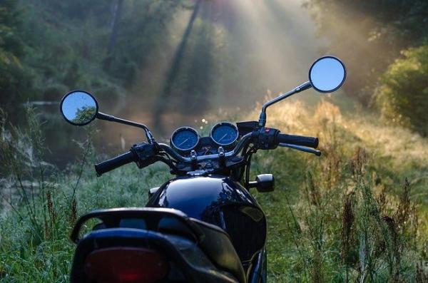 Житель Мичуринска стал жертвой мошенника, неудачно "продав" мотоцикл