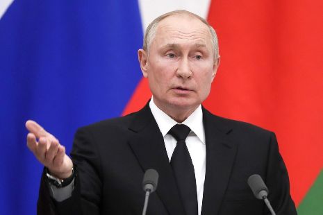 Путин призвал граждан проявить 