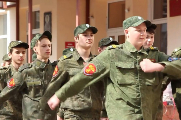 Воспитанники казачьей кадетской школы Тамбова приняли участие в антинаркотической акции