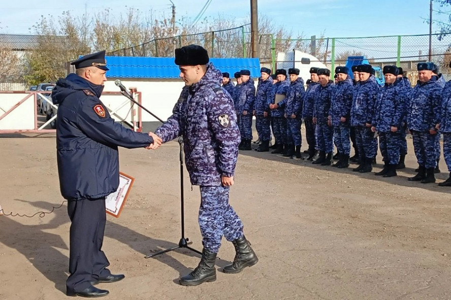 В Тамбове отпраздновали 74-ю годовщину образования вневедомственной охраны Росгвардии