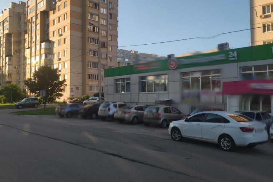 В Тамбове водитель автомобиля "Lada Vesta" сбил двух несовершеннолетних пешеходов