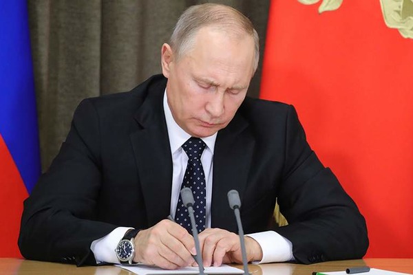 Владимир Путин подписал указ о специальных экономических мерах